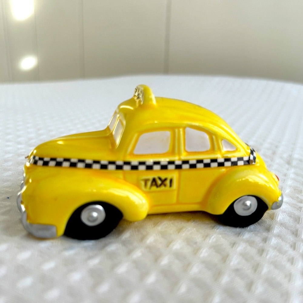 Department 56 “Yellow Taxi Cab”